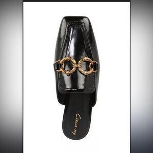 NWOT Circus by Sam Edelman Taryn Mules - Size 6.5